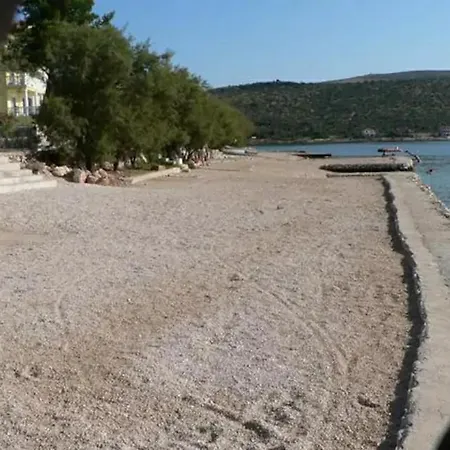 Luce * Rogoznica (Sibenik-Knin)